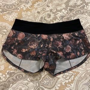 Seed Up 2.5” Mid Rise Shorts